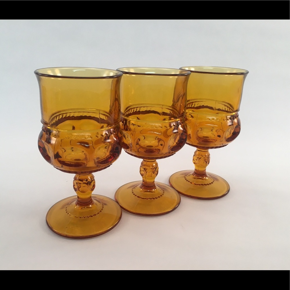 Vintage/retro King’s Crown wine glass/ goblet